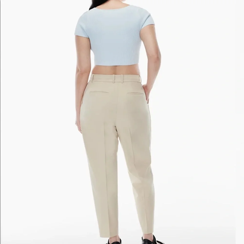 COPY - Aritzia color fluid blue Sculpt Knit Squareneck Top - Picture 4 of 7